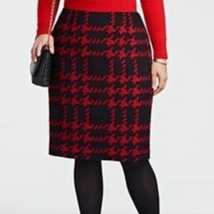 Talbots Black & Red Houndstooth Wool Blend Skirt - Size 14P